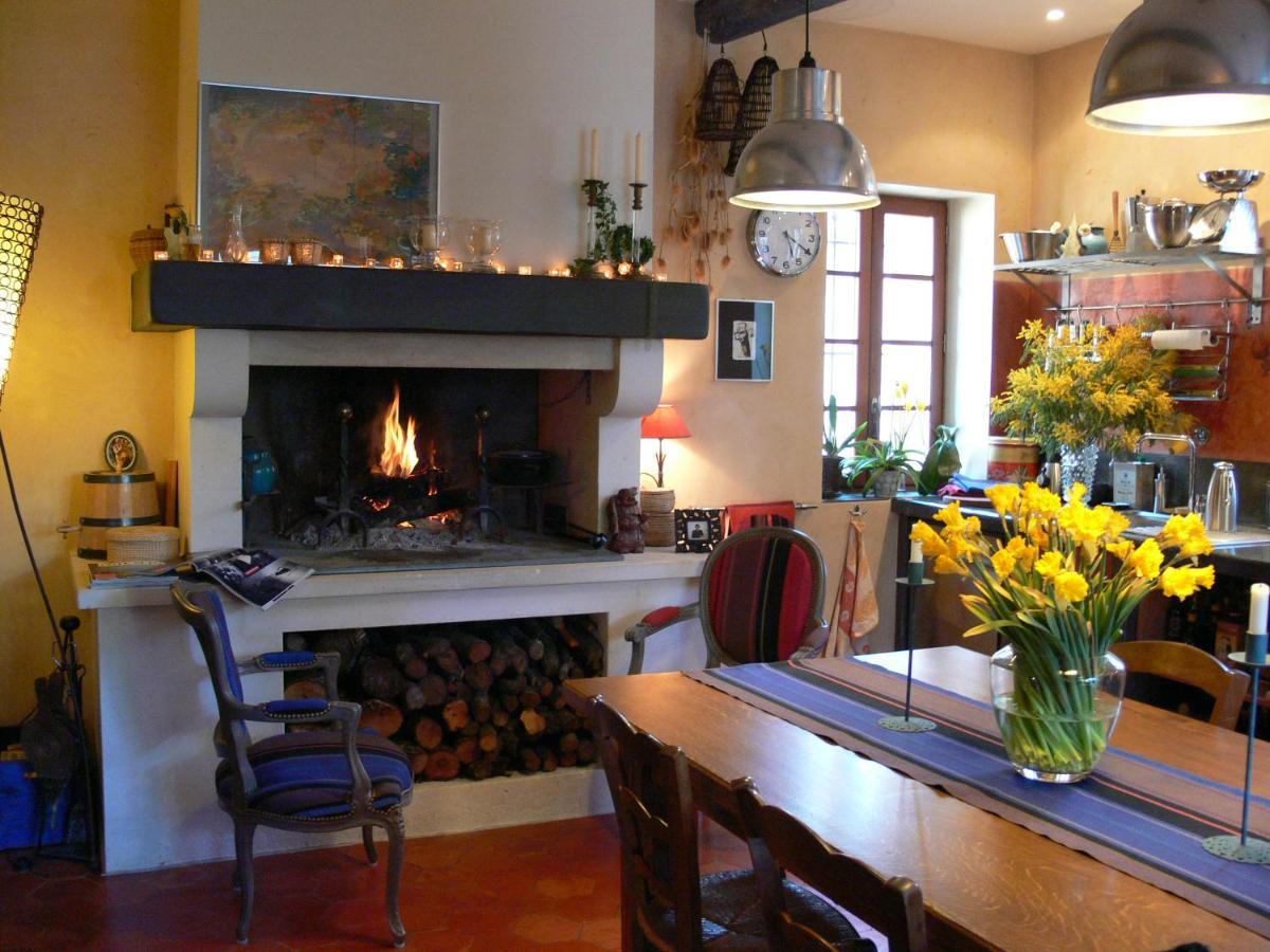 Maison D'Hote La Tourette キュキュニャン エクステリア 写真