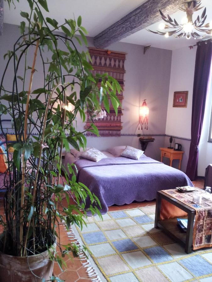 Maison D'Hote La Tourette キュキュニャン エクステリア 写真